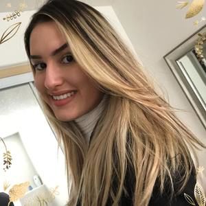 Meet your Posher, Dianelys